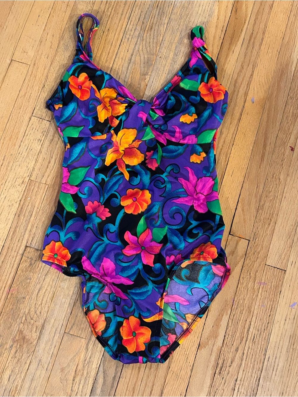 BNWT VINTAGE trim swim Vibrant Floral One-Piece Swimsuit - Multicolor